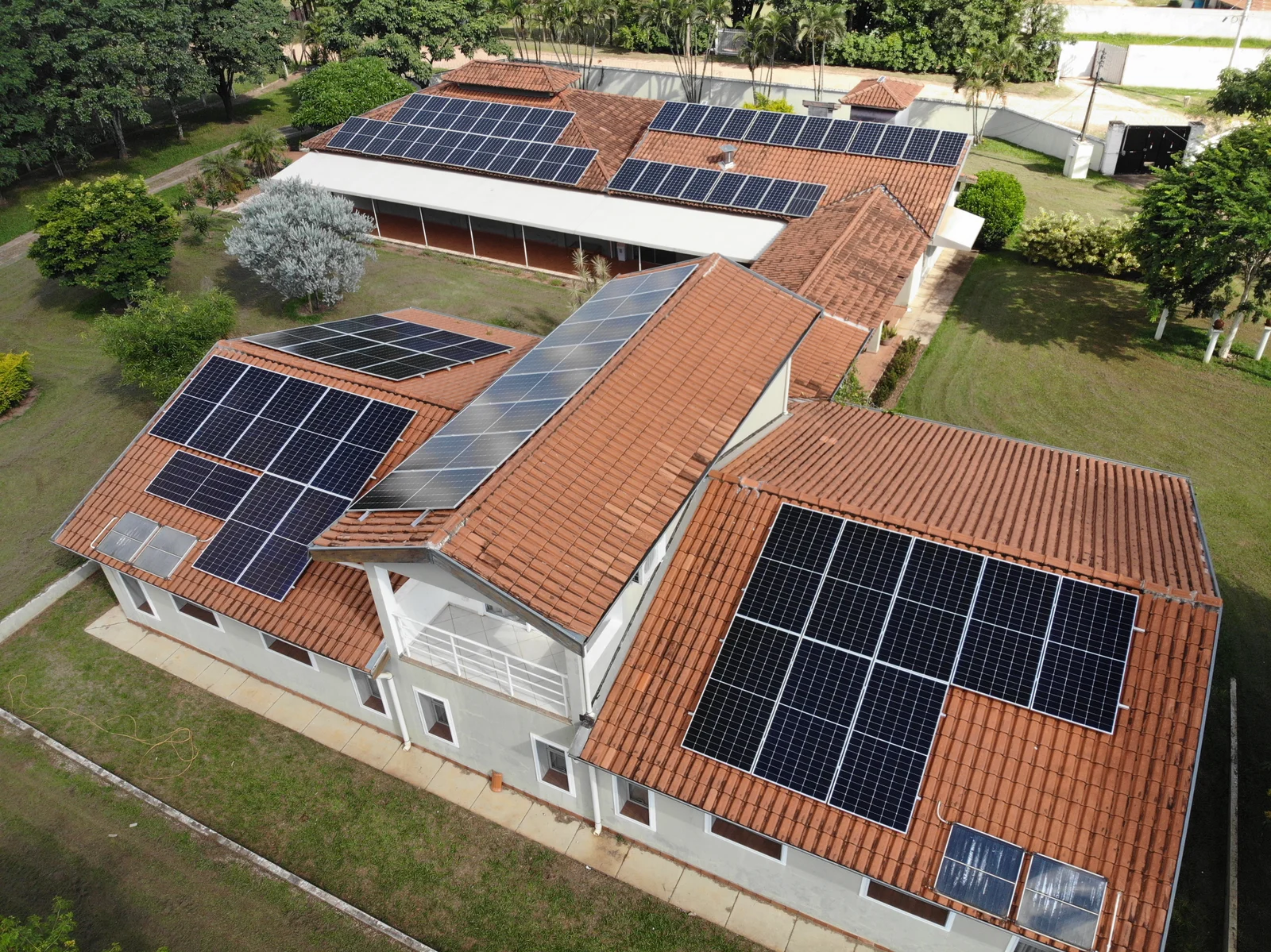 Sistema On-Grid Domotyk